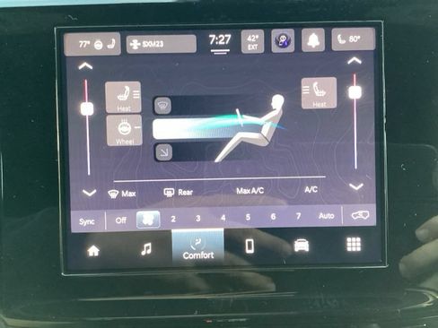 New 2025 Jeep Grand Cherokee Laredo X w/ Luxury Tech Group I AWD/4WD image 47