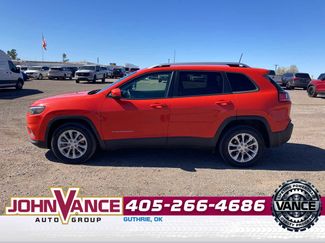Used 2021 Jeep Cherokee Latitude video 2