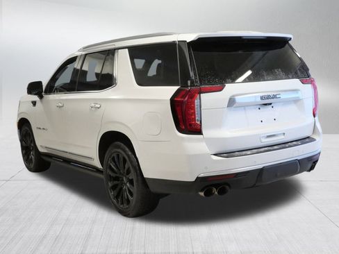 Used 2022 GMC Yukon Denali w/ Denali Premium Package image 5