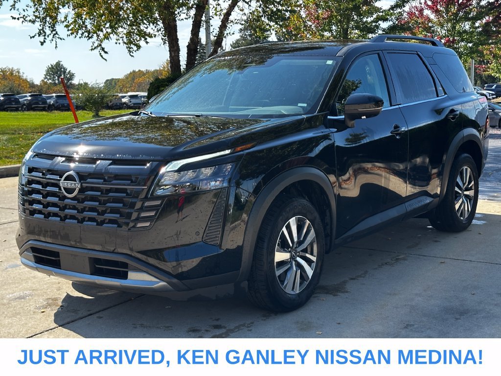 Certified 2026 Nissan Pathfinder SL AWD/4WD image 7