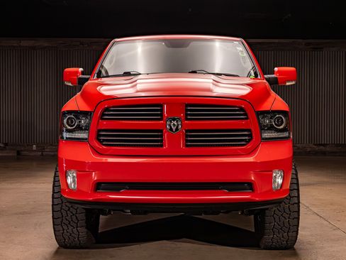 Used 2016 RAM 1500 Sport w/ Convenience Group image 2