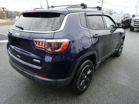 Used 2018 Jeep Compass Latitude w/ Popular Equipment Group image 5
