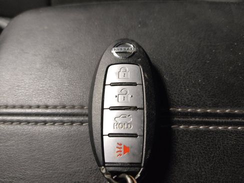 Used 2023 Nissan Sentra S image 32