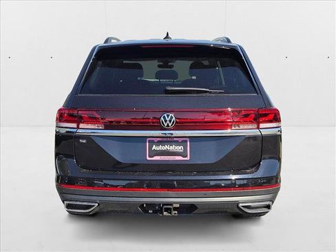 New 2026 Volkswagen Atlas SE image 8