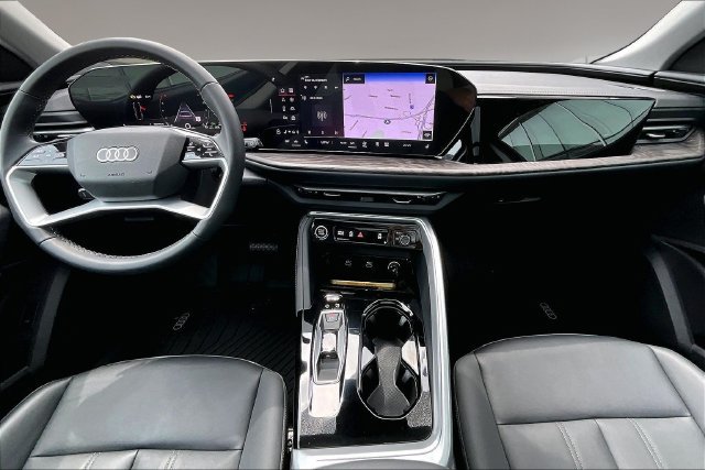 Used 2025 Audi Q5 Premium w/ Convenience Package AWD/4WD image 7