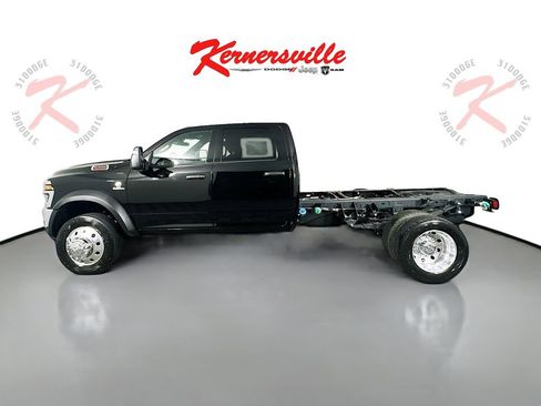 New 2026 RAM 5500 Tradesman w/ Chrome Appearance Group image 4