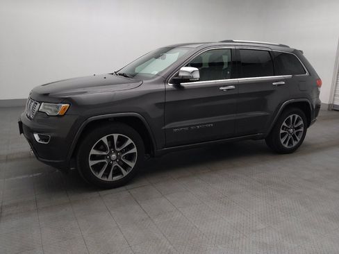 Used 2018 Jeep Grand Cherokee Overland AWD/4WD image 2