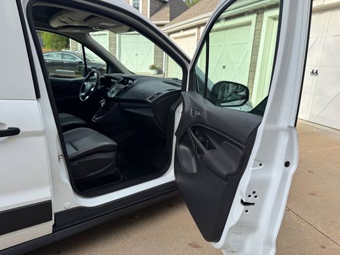Used 2015 Ford Transit Connect XL image 13