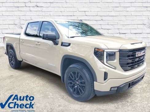 Used 2023 GMC Sierra 1500 Elevation AWD/4WD image 4