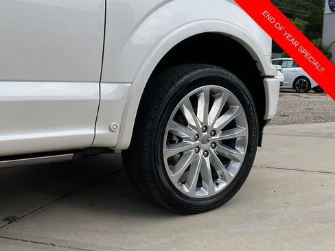 Used 2018 Ford F150 Limited w/ Trailer Tow Package image 8