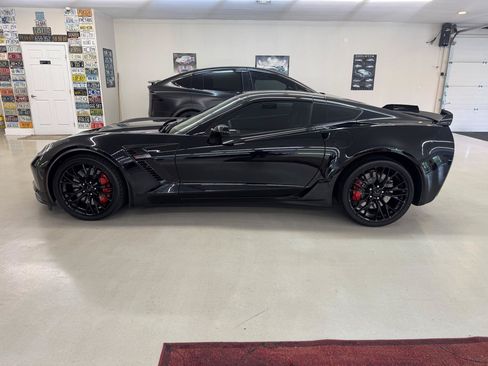 Used 2016 Chevrolet Corvette Z06 w/ Battery Protection Package RWD image 31