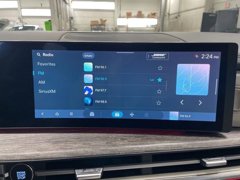 Used 2025 Hyundai Santa Fe Calligraphy image 36