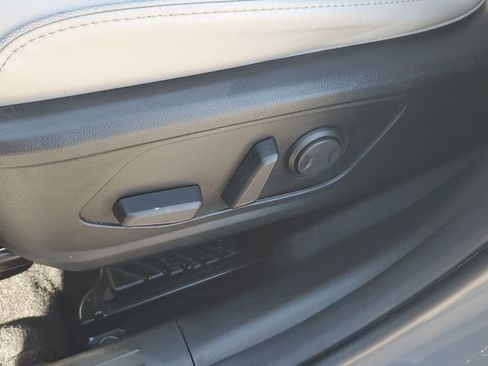 Certified 2024 Hyundai Tucson Limited image 19