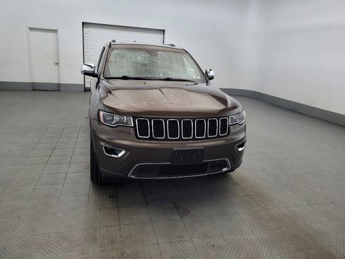 Used 2018 Jeep Grand Cherokee Limited AWD/4WD image 14