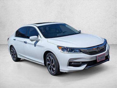 Used 2017 Honda Accord EX-L image 3