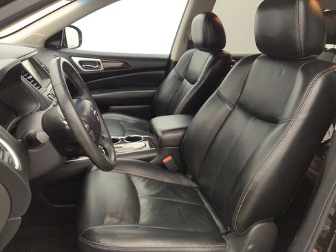 Used 2015 Nissan Pathfinder SL w/ SL Tech Package FWD image 17