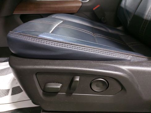 Used 2022 Chevrolet Silverado 1500 High Country w/ High Country Premium Package image 31