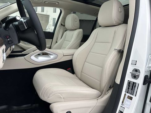 New 2026 Mercedes-Benz GLS 450 4MATIC image 24