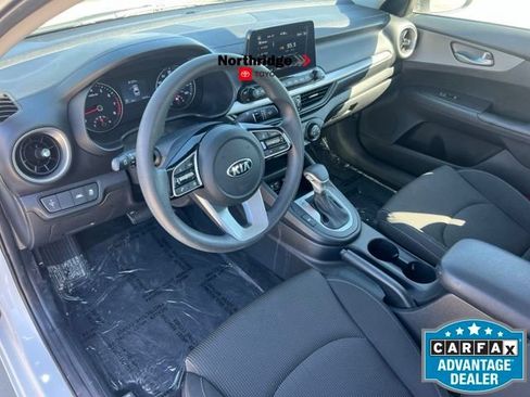 Used 2021 Kia Forte LXS FWD image 13