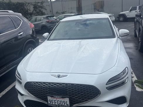 Used 2023 Genesis G70 2.0T image 1