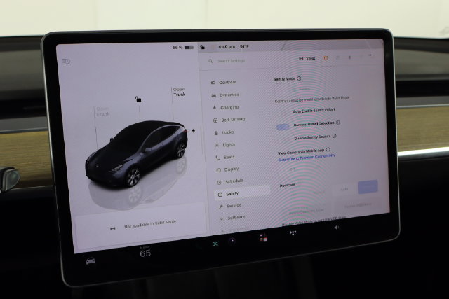 Used 2023 Tesla Model Y 2WD image 33