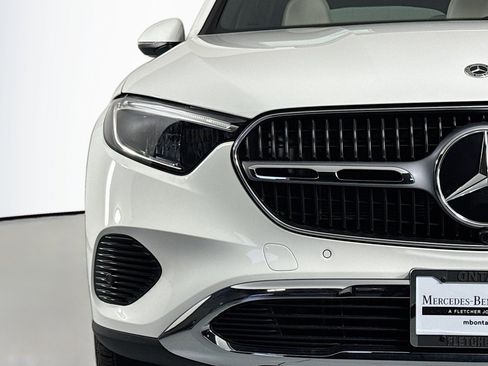 New 2026 Mercedes-Benz GLC 300 image 13