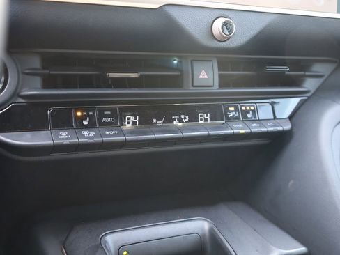 Used 2023 Toyota Crown XLE image 26