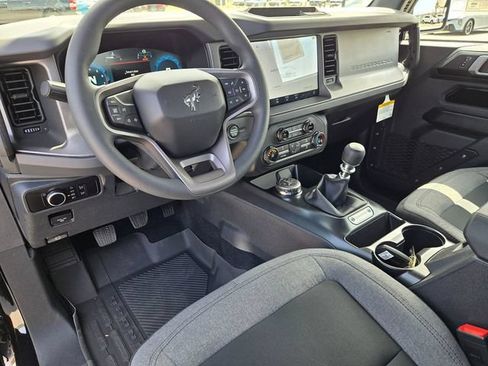 New 2026 Ford Bronco 2-Door AWD/4WD image 5