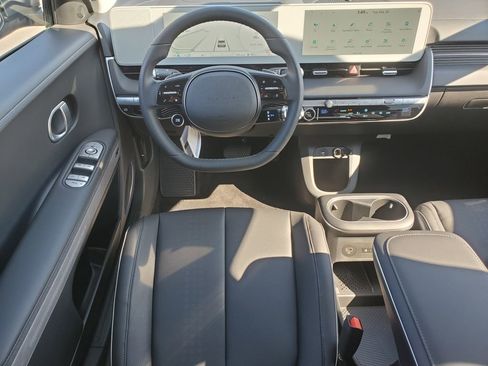 New 2024 Hyundai Ioniq 5 Limited image 24