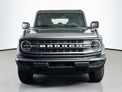 New 2025 Ford Bronco 4-Door image 4
