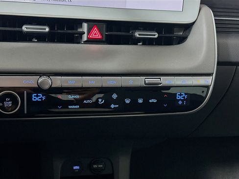 Used 2024 Hyundai Ioniq 5 SEL image 24