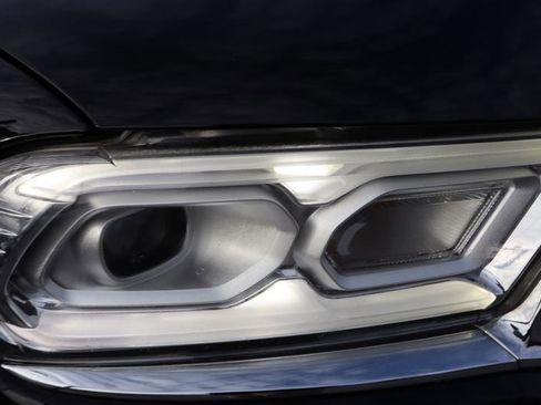 Used 2021 Dodge Durango SXT w/ 3rd Row Seating Group image 26