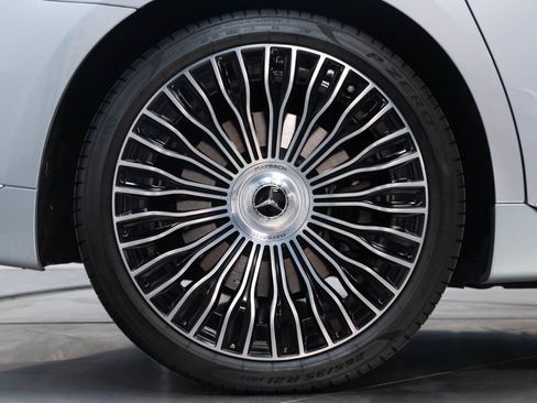 Used 2024 Mercedes-Benz Maybach S 680 4MATIC image 22