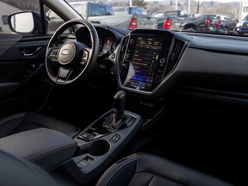 Used 2025 Subaru Crosstrek 2.5i Limited w/ Crosstrek Mirror Package image 32