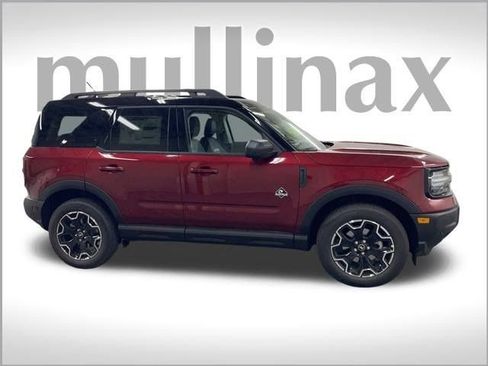 New 2025 Ford Bronco Sport Outer Banks w/ Outer Banks Tech Package+ image 16