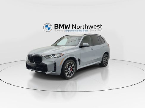 New 2026 BMW X5 xDrive40i w/ M Sport Package AWD/4WD image 9