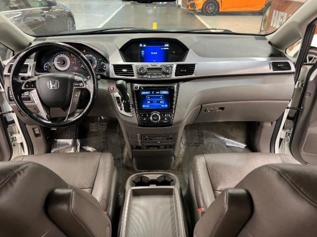 Used 2014 Honda Odyssey Touring image 17
