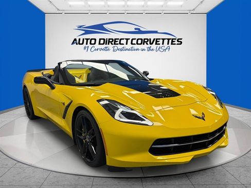 Used 2015 Chevrolet Corvette Stingray Convertible w/ 2LT Preferred Equipment Group RWD image 3