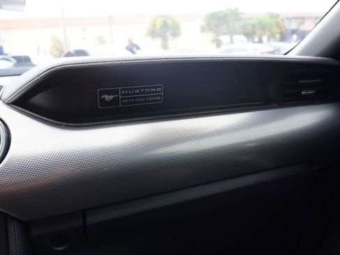 Used 2020 Ford Mustang GT RWD image 21