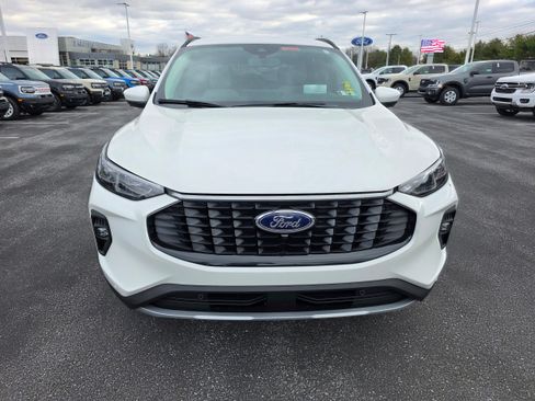 New 2026 Ford Escape SE w/ PHEV Premium Package FWD image 15