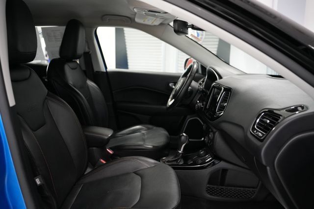 Used 2019 Jeep Compass Limited AWD/4WD image 18