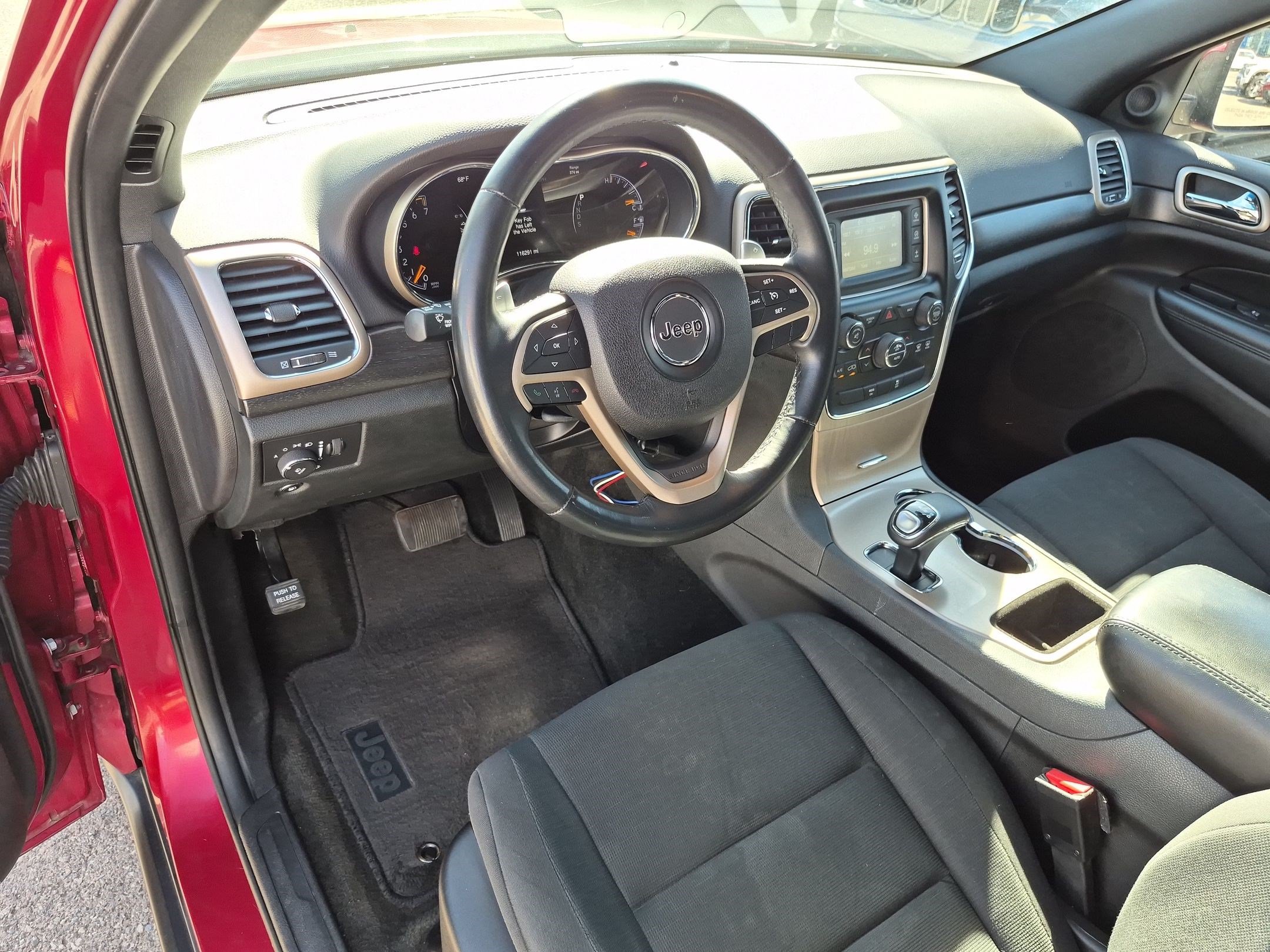 Used 2015 Jeep Grand Cherokee Laredo w/ Quick Order Package 23E AWD/4WD image 14