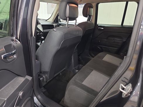 Used 2014 Jeep Patriot Sport image 26