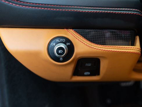 Certified 2022 Ferrari F8 Tributo image 21