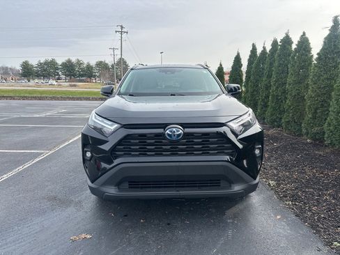Certified 2022 Toyota RAV4 XLE Premium image 3