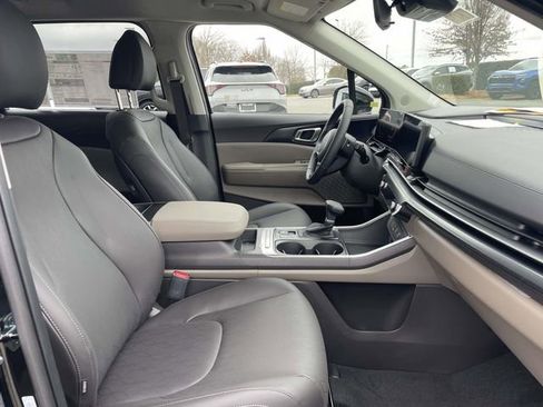 New 2026 Kia Carnival image 19