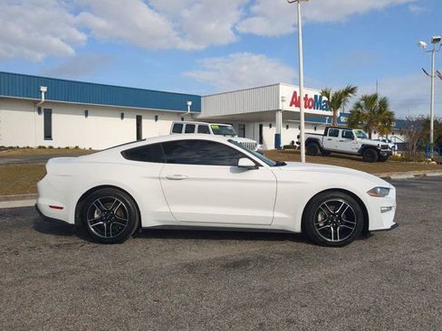 Used 2021 Ford Mustang Premium image 3