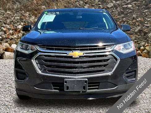 Used 2019 Chevrolet Traverse LS FWD image 3