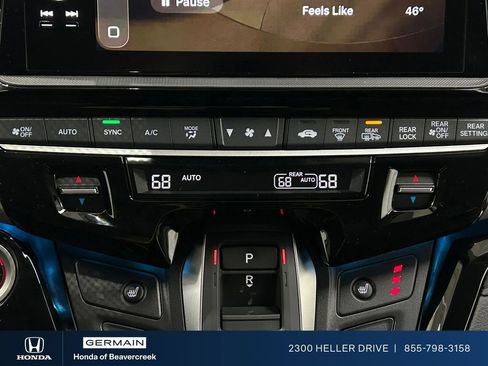 New 2026 Honda Odyssey Touring image 19