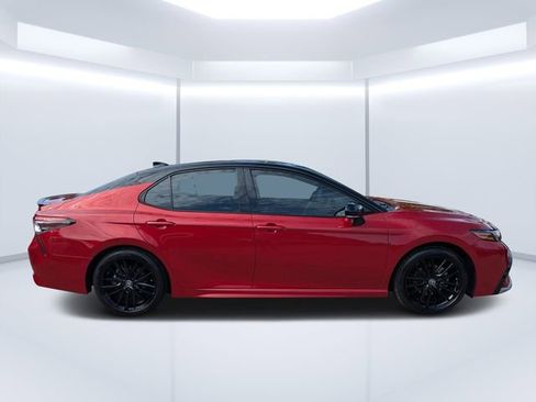 Used 2023 Toyota Camry XSE FWD image 2